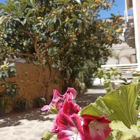 Al Nespolo - Centro Storico * Lipari (Isola Lipari)